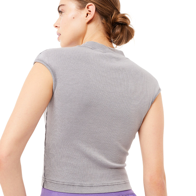Nachhaltige Yoga Kleidung Top aus Bio-Baumwolle Grau