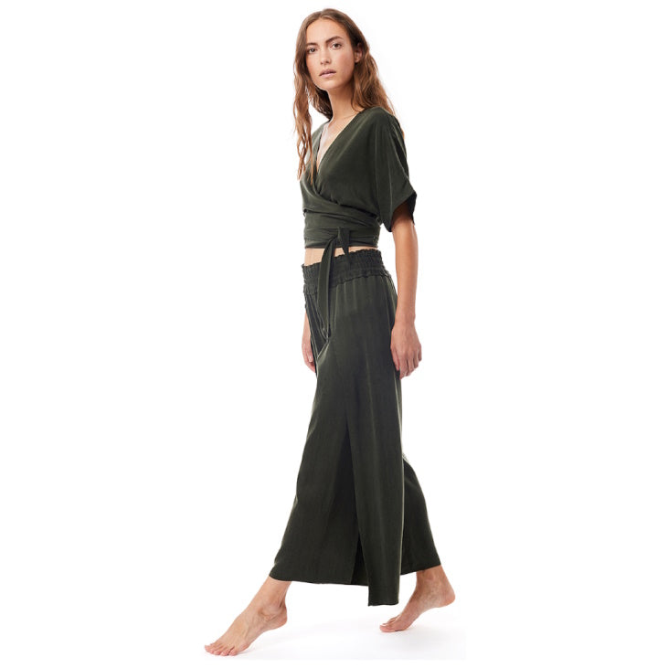 Bali Yoga Pants aus veganer Seide (olive)