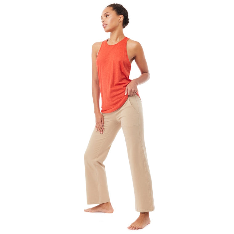 Nachhaltige Yoga-Kleiung: Rot-Oranges Top mit Racerback aus Bio-Baumwolle &amp; Modal 